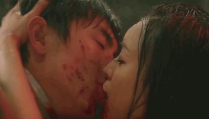 他吻了4位女神 却都没有吻汪东城时的主动，吻戏里面只出嘴