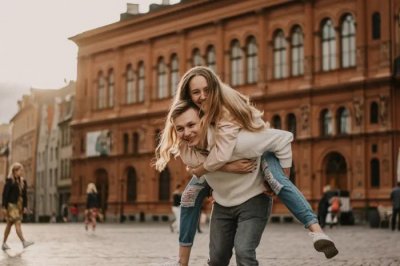 ​男朋友出轨的表现（男人出轨的表现有哪些）