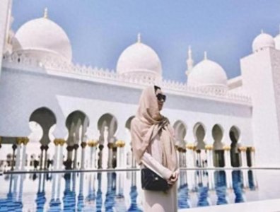 ​黄心颖35岁喜怀身孕，婚后迫切想成为母亲，与50岁老公幸福恩爱