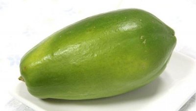 ​绿皮木瓜要放黄,木瓜青的能吃吗怎么放黄