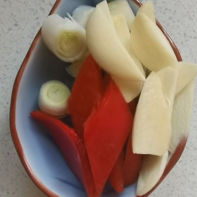 西兰花炒虾仁怎么做好吃（虾仁炒西兰花详细教程）