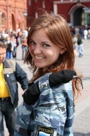 全球美女“警花”大比拼