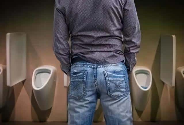 如何判断自己前列腺炎位置(1怎么找0的前列腺位置)