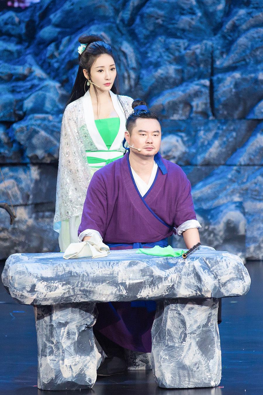 魏翔个人资料写真作品