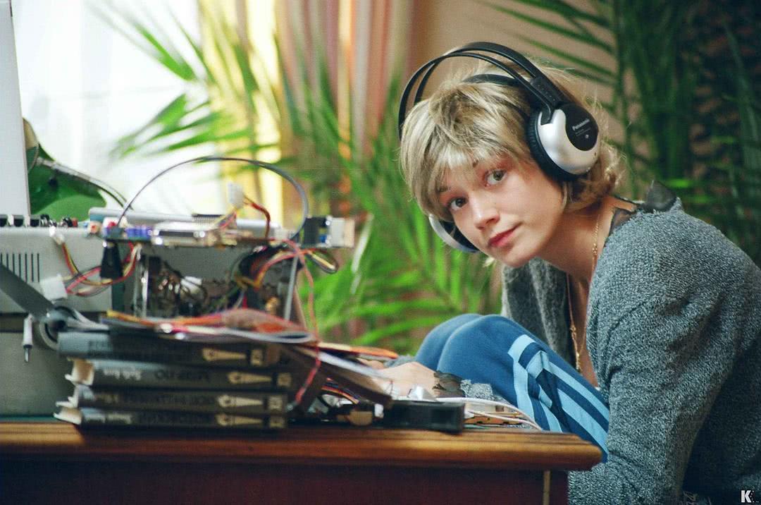 奥莎娜·阿金什那个人资料写真作品