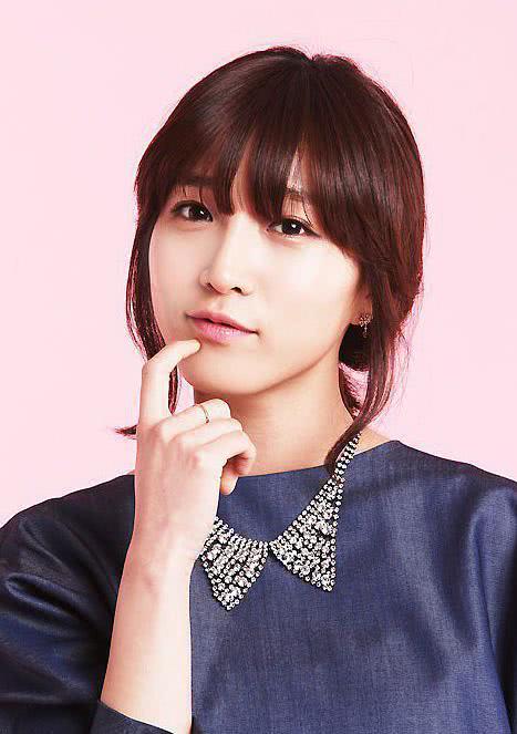 李初熙个人资料写真作品