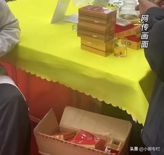 古镇发现一万支茅台（网传花费上千万元葬礼）(2)