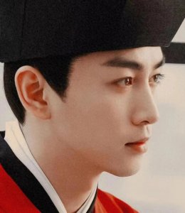 ​DeepSeek评选出中国最帅十位男明星！看看谁才是你心目中的男神？