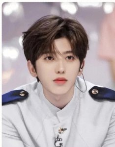 ​我的看法 走进中国十大90后美女明星的领地 你怎么看啊