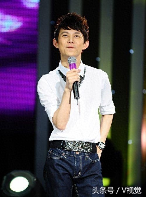 这4位湖南主持人，一个比一个帅