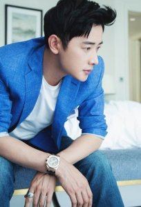 ​娱乐圈三大巨头：罗晋、唐嫣、胡歌，抖音传绯闻引发爆笑评论！