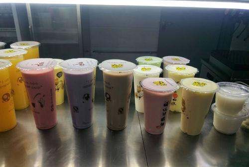 奶茶能放冰箱过夜,奶茶喝不完可以放冰箱第二天喝吗图1