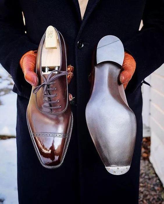 推荐几款男士皮鞋品牌（精英男士必知的十大皮鞋品牌）(13)