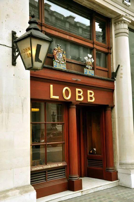 推荐几款男士皮鞋品牌（精英男士必知的十大皮鞋品牌）(6)