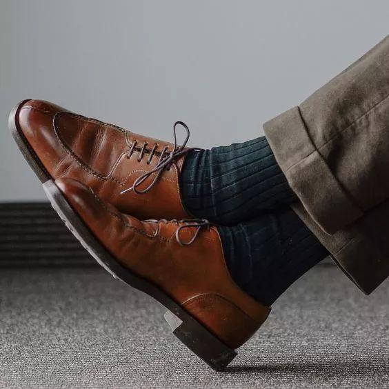 推荐几款男士皮鞋品牌（精英男士必知的十大皮鞋品牌）(7)