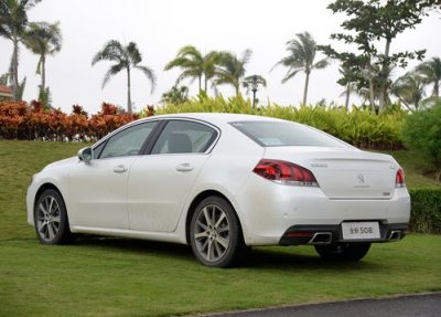 ​标致508图片(2012款标致508按键功能介绍)