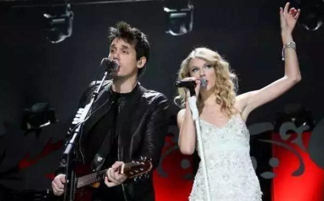 霉霉点赞水果姐ins,恩怨多年的姐妹,终于迎来世纪大和解!