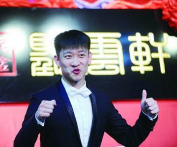 ​听云轩生意惨淡 一个人的品性决定他是否能走的长远