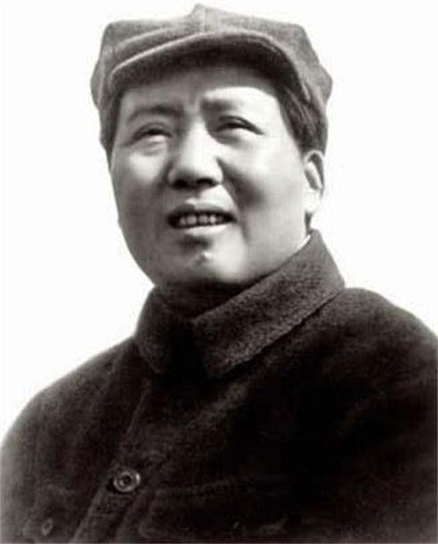 先后挂过12人的画像是谁（先后挂过12人的画像）(17)