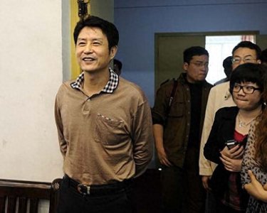 ​女排名帅陈忠和近况：二婚娶女排弟子为妻，今已退休携妻回归家庭