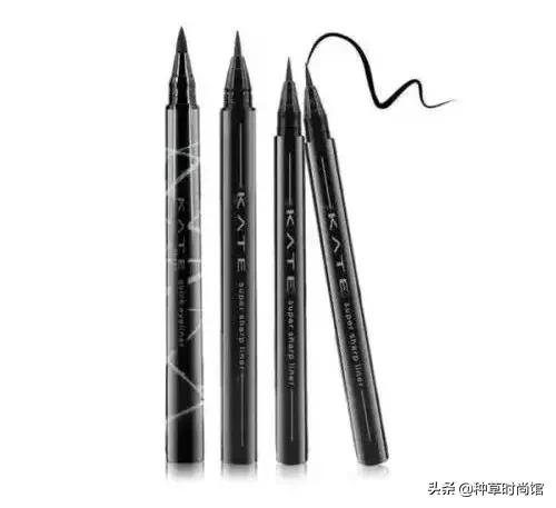 简单化妆步骤初学者淡妆（3分钟学会正确的化妆顺序）(35)