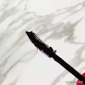 简单化妆步骤初学者淡妆（3分钟学会正确的化妆顺序）(39)