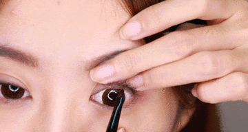 简单化妆步骤初学者淡妆（3分钟学会正确的化妆顺序）(34)