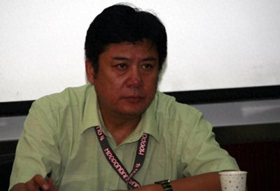 ​张潮：再婚娶小20岁艾丽玛，62岁再当爸，大女儿现在也是知名演员