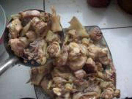 最正宗的川菜辣子鸡怎么做好吃？这道美味鲜嫩的家常不要太简单！