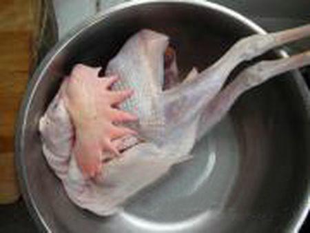 最正宗的川菜辣子鸡怎么做好吃？这道美味鲜嫩的家常不要太简单！