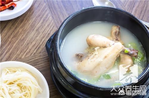 香菇鸡汤怎么做好吃窍门?香菇鸡汤怎么做啊-第2张图片-