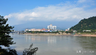 ​四川雅安旅游必去景点有哪些？自驾游有什么攻略？