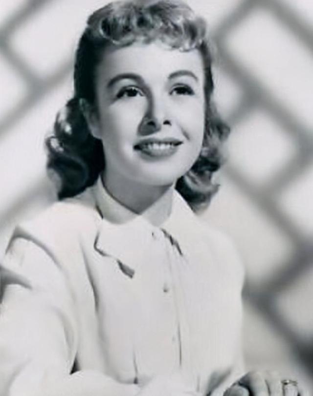 白雪公主去世原因(101岁白雪公主原型去世)(14)