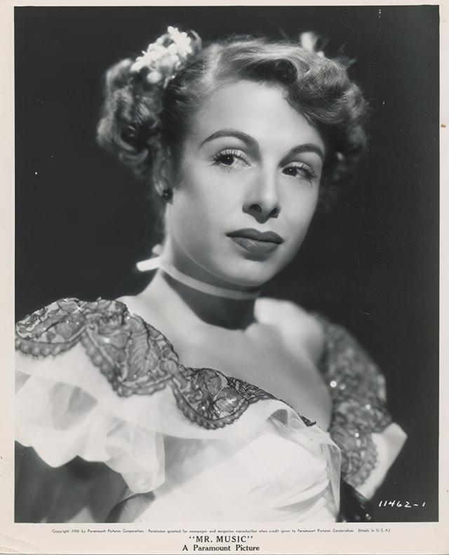 白雪公主去世原因(101岁白雪公主原型去世)(13)