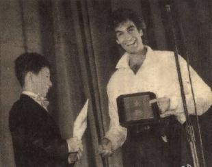 现在的刘谦怎么了(那刘谦这些年干嘛去了)(5)