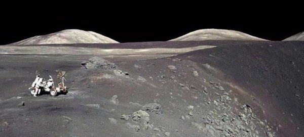 美国登月时间和人数,阿姆斯特朗是乘哪个飞船成功登月的图7