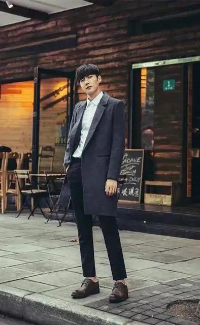 男士穿搭成熟气质又时尚(男士9种不同风格的着装穿搭)(22)