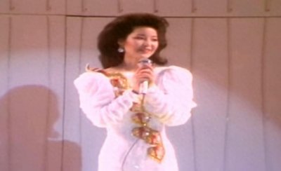 ​乐坛实力最强的十位女歌手排行，个个都是大美女！