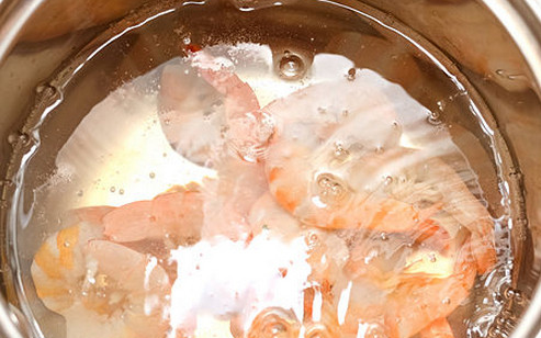 水煮大虾需要煮几分钟,水煮虾煮多长时间最好图3