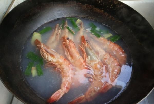 水煮大虾需要煮几分钟,水煮虾煮多长时间最好图12