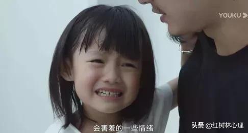 单亲和离异不同吗(离婚算不算单亲家庭)