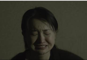 美妆博主宇芽曝遭5次家暴，对方疑猥亵女性、强迫女学生发生关系