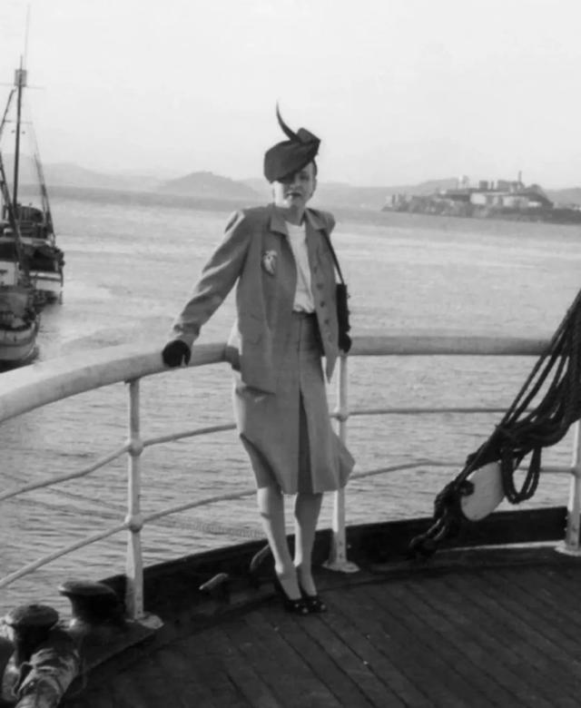 高端日式美甲品牌（Hansen凭什么成为美国第一美甲品牌）(5)