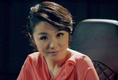 ​还记得《爱情公寓》Lisa榕？近照简直认不出，逆龄生长成少女