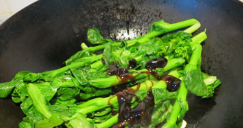 油菜苔怎么炒好吃,油菜怎么炒好吃又简单的做法图7