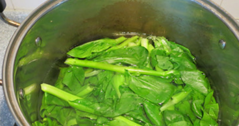 油菜苔怎么炒好吃,油菜怎么炒好吃又简单的做法图3