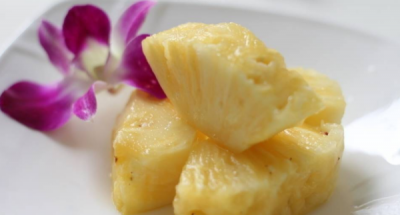 ​削好的菠萝可以放冰箱隔夜,削好的菠萝可以放到第二天吗