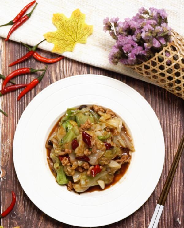 酱爆洋白菜的做法, 做给家人吃再合适不过了!