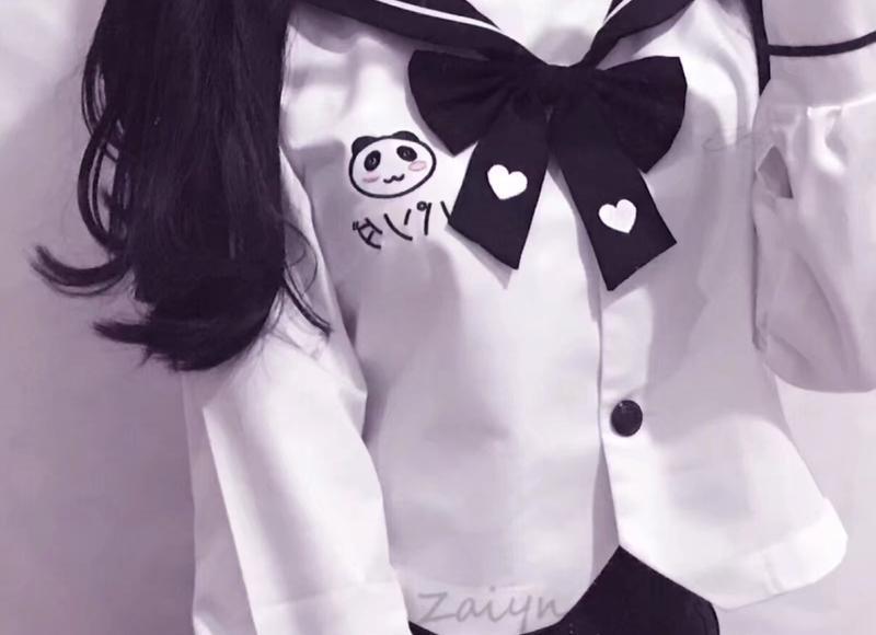 眼线笔和眼线液（眼线笔好用还是眼线液好用）