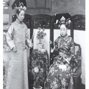 ​晚清老照片：慈禧的修复照太惊艳 晚清最后一位皇后婉容的真实照片